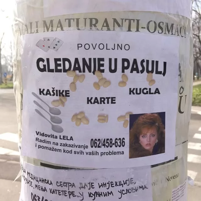 Gleda u kašike 🙏